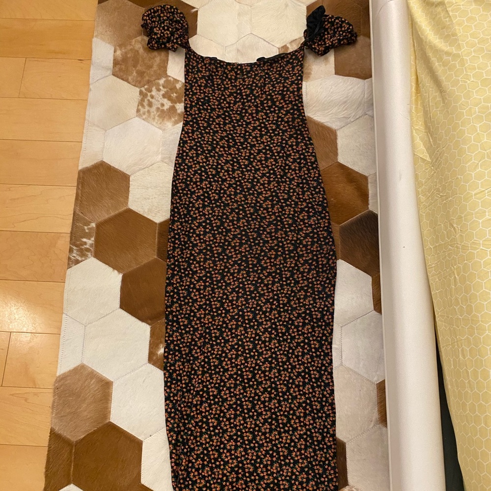 Weekend Off-the-Shoulder Floral Maxi Dress